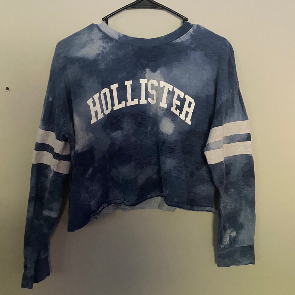 Blue Tye-Dye Hollister Cropped Longsleeve